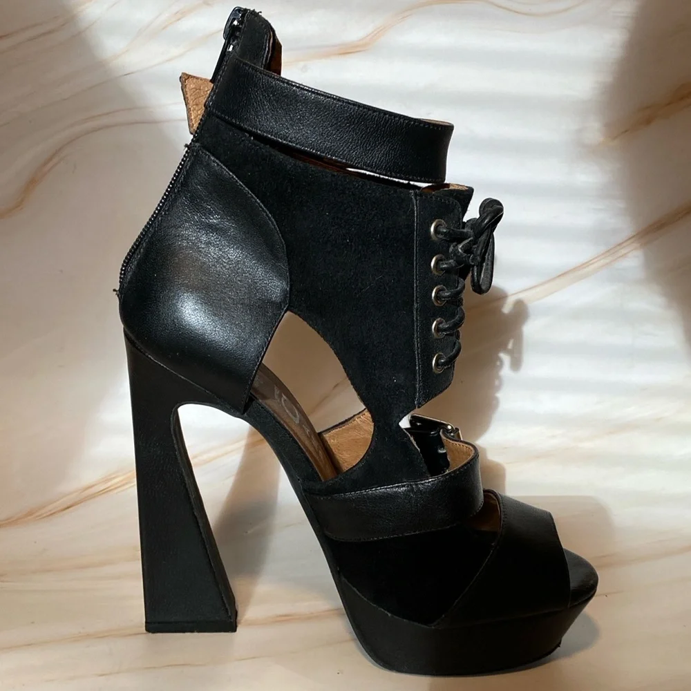 Jeffrey Campbell Black Lace Up Chunky Heels - Picture 3 of 6